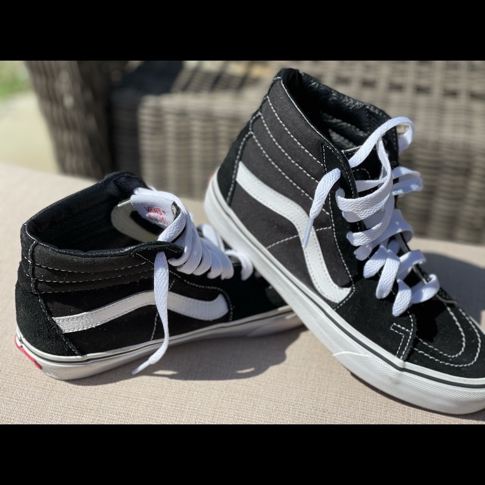 - High top Vans